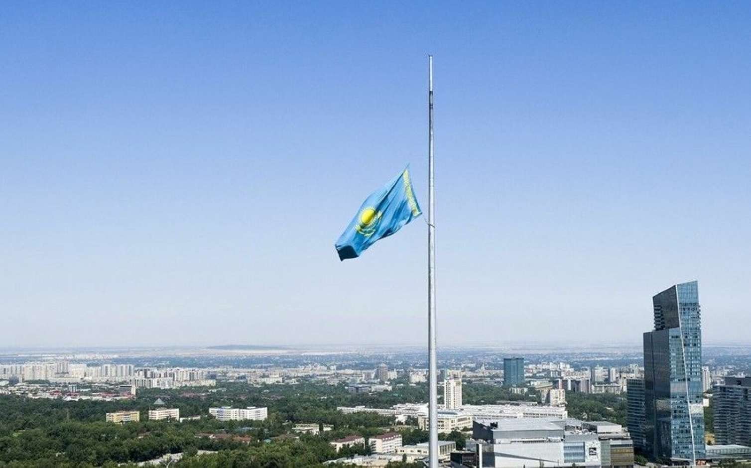 Токаев объявил 10 января Днем общенационального траура 