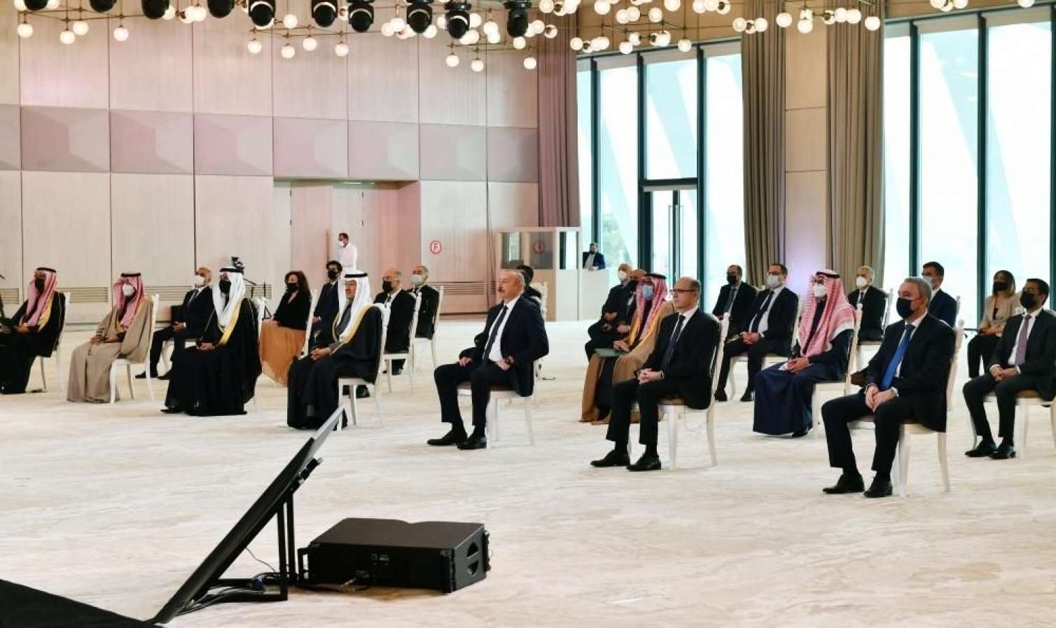 Prezident "Xızı-Abşeron" Külək Elektrik Stansiyasının təməlini qoydu -  YENİLƏNİB - FOTO