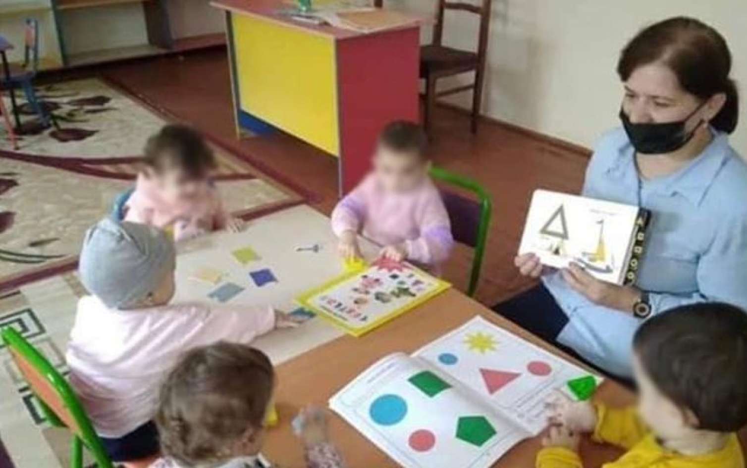 Azyaşlını döyən tərbiyəçi işdən çıxarıldı - RƏSMİ 