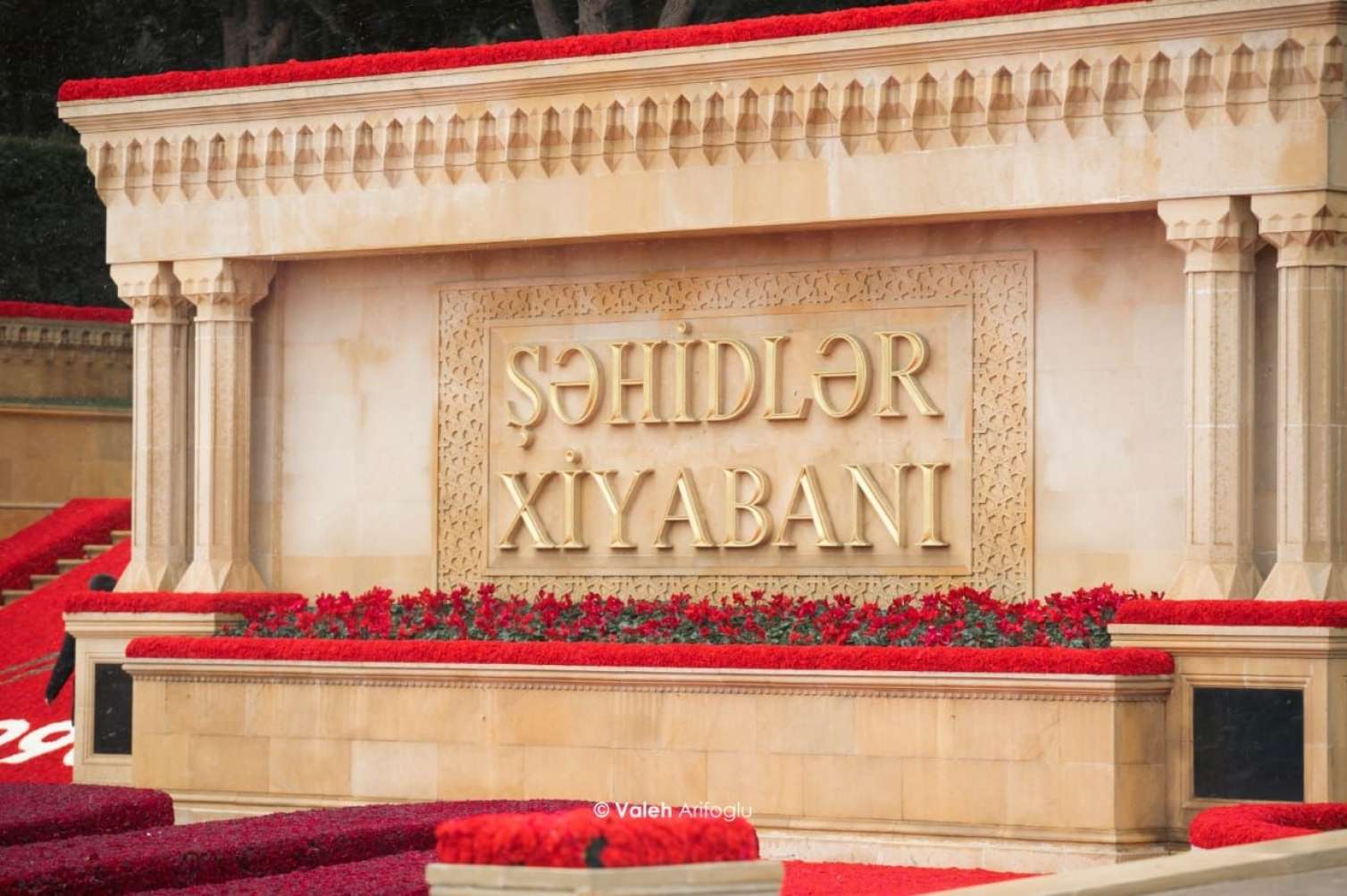 Şəhidlər xiyabanından FOTOREPORTAJ 