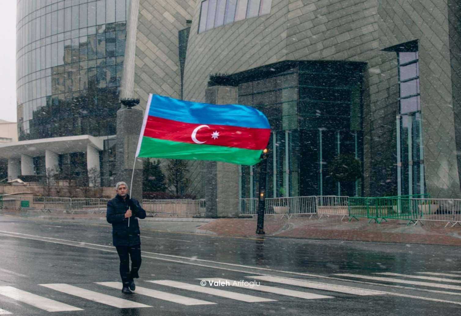 Şəhidlər xiyabanından FOTOREPORTAJ 