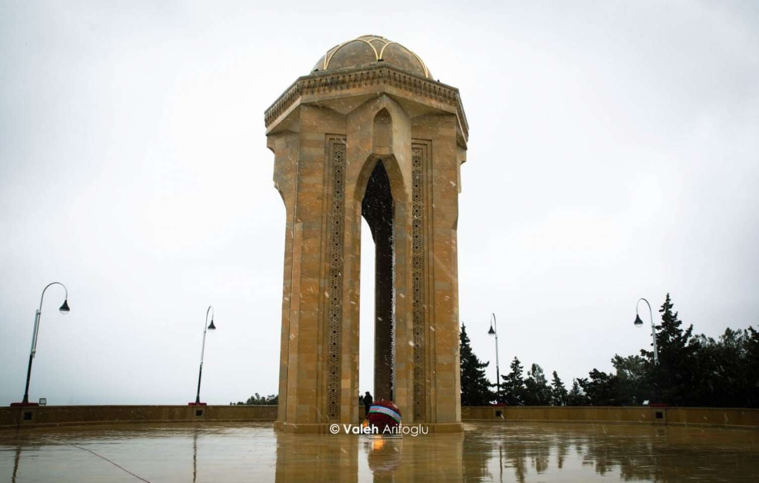 Şəhidlər xiyabanından FOTOREPORTAJ 