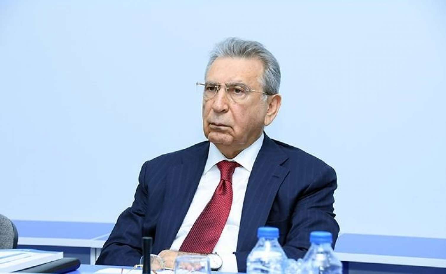 Ramiz Mehdiyevin ailəsinə məxsus bankın rəhbəri işdən çıxdı 