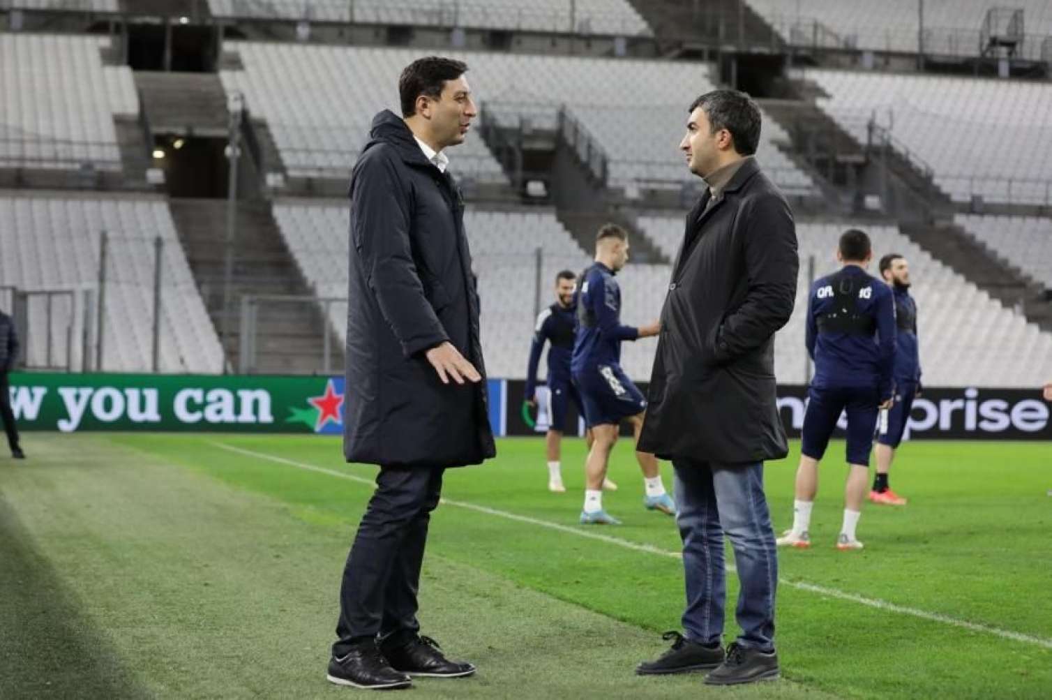 Nazir “Qarabağ”-“Marsel” oyununu canlı izləyəcək 