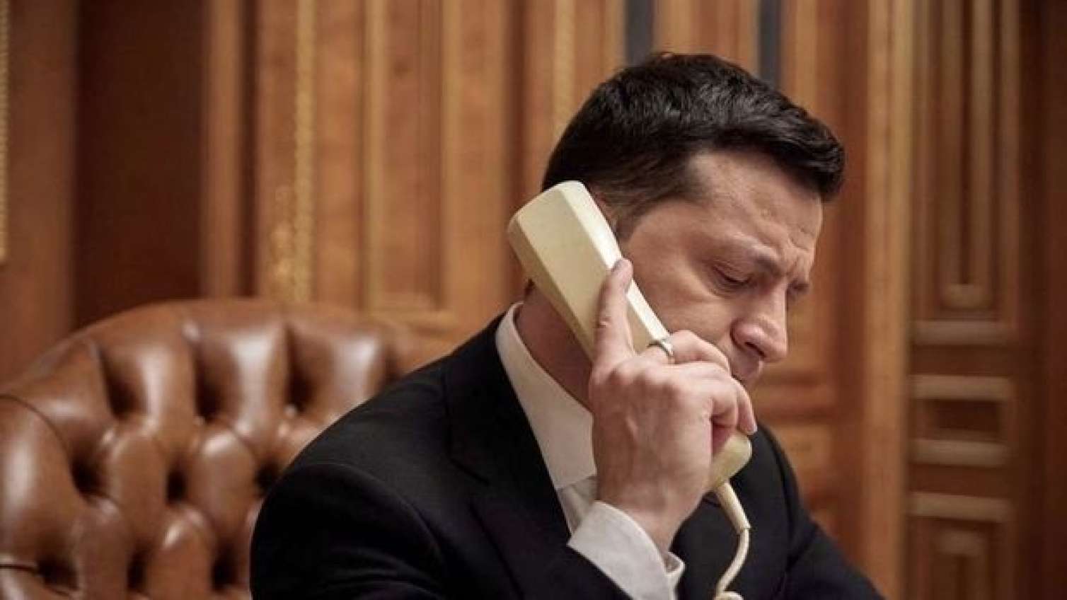 Tramp Zelenskiyə zəng etdi 