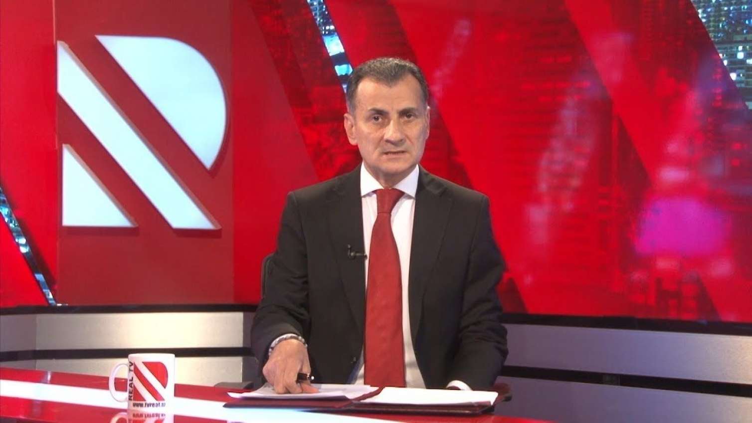 Mirşahin yazıçıları, rejissorları... “topa tutdu” - "Sizin əvəzinizə Prezident yazmalıdır?" - VİDEO 