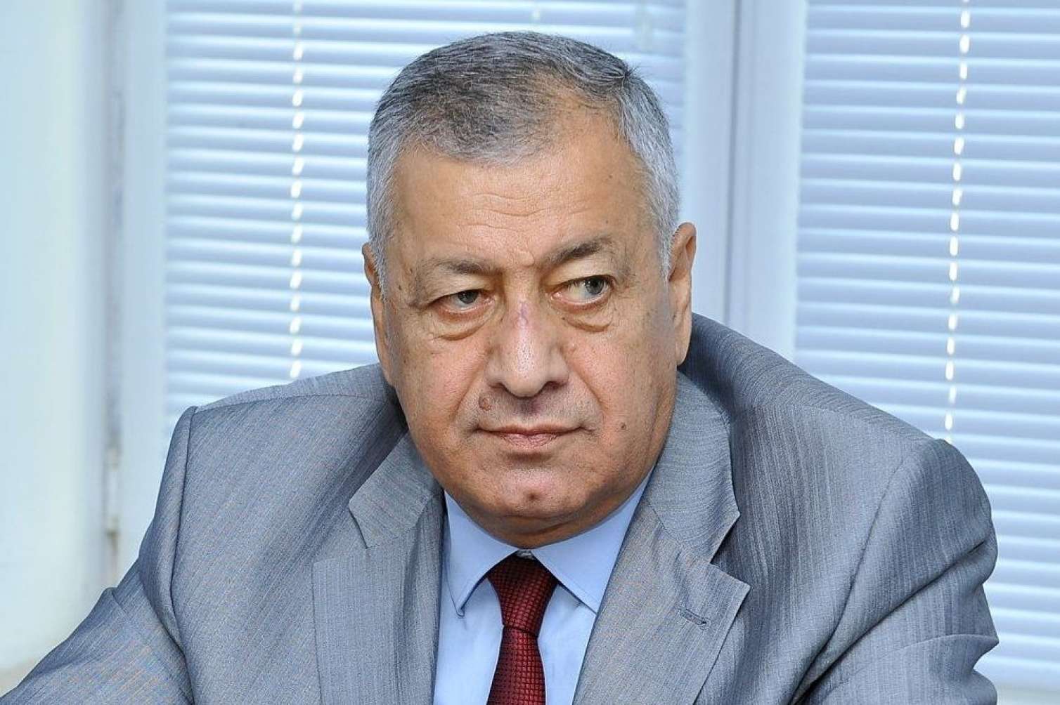Vahid Əhmədov deputatlığa namizədliyini geri götürdü - Açıqlama -  VİDEO