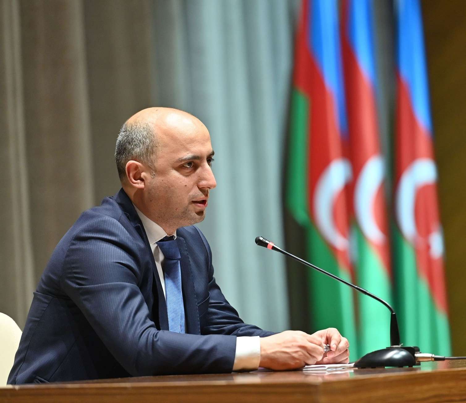“Nazir olsam da, buna ixtiyarım yoxdur” - Emin Əmrullayev  