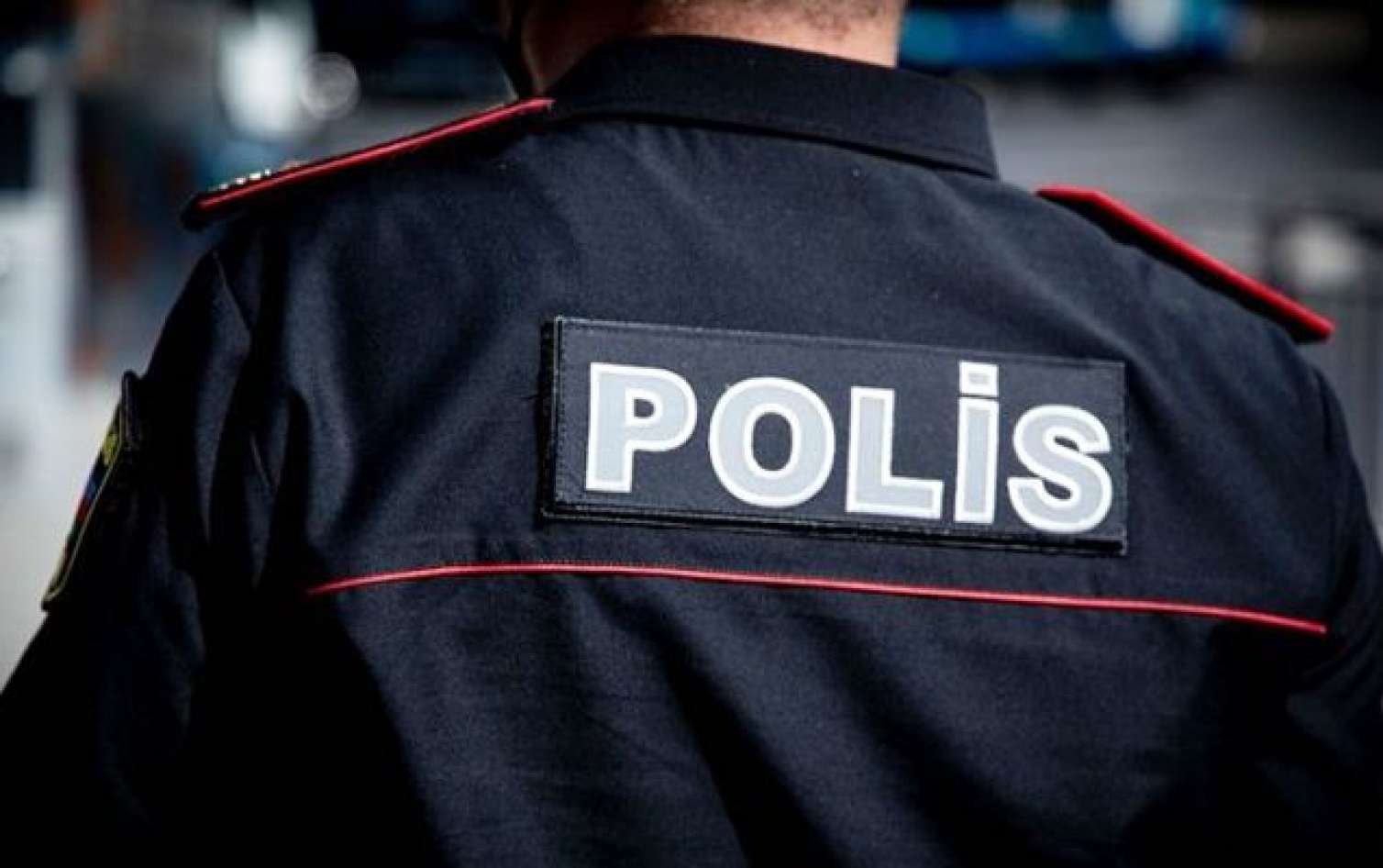 Sumqayıtda polis serjantı özünü asdı 