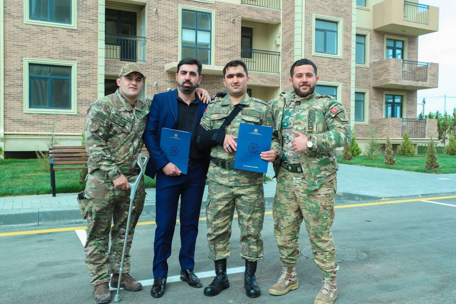  200 mənzil şəhid ailələri və müharibə əlillərinə verildi -  FOTO