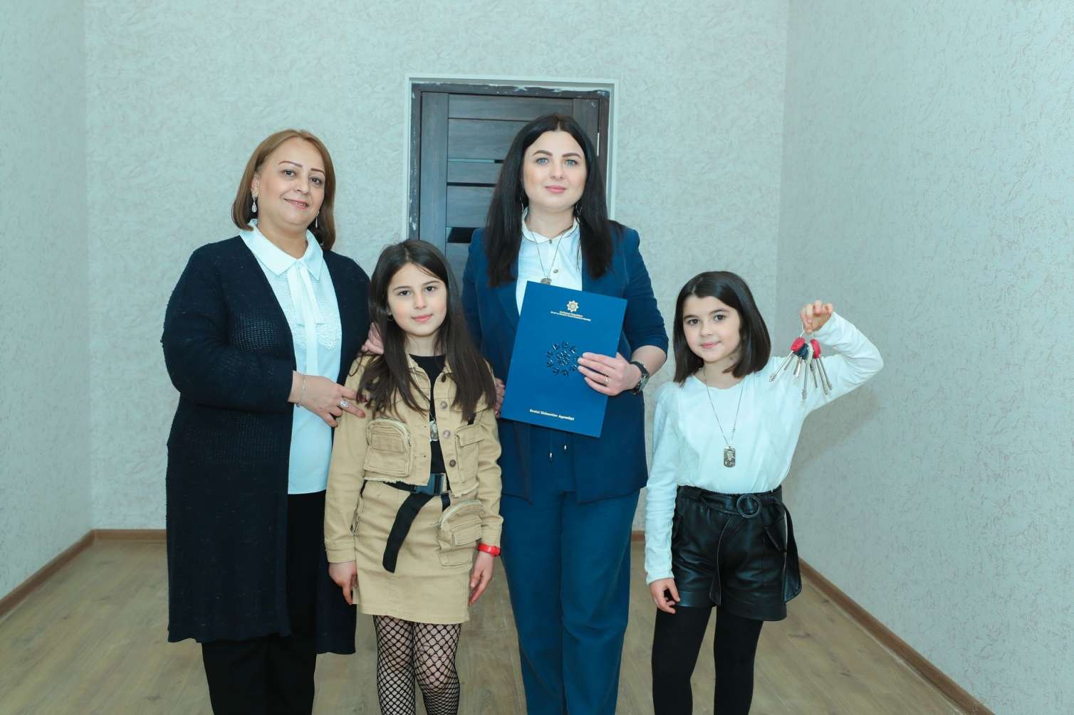  200 mənzil şəhid ailələri və müharibə əlillərinə verildi -  FOTO