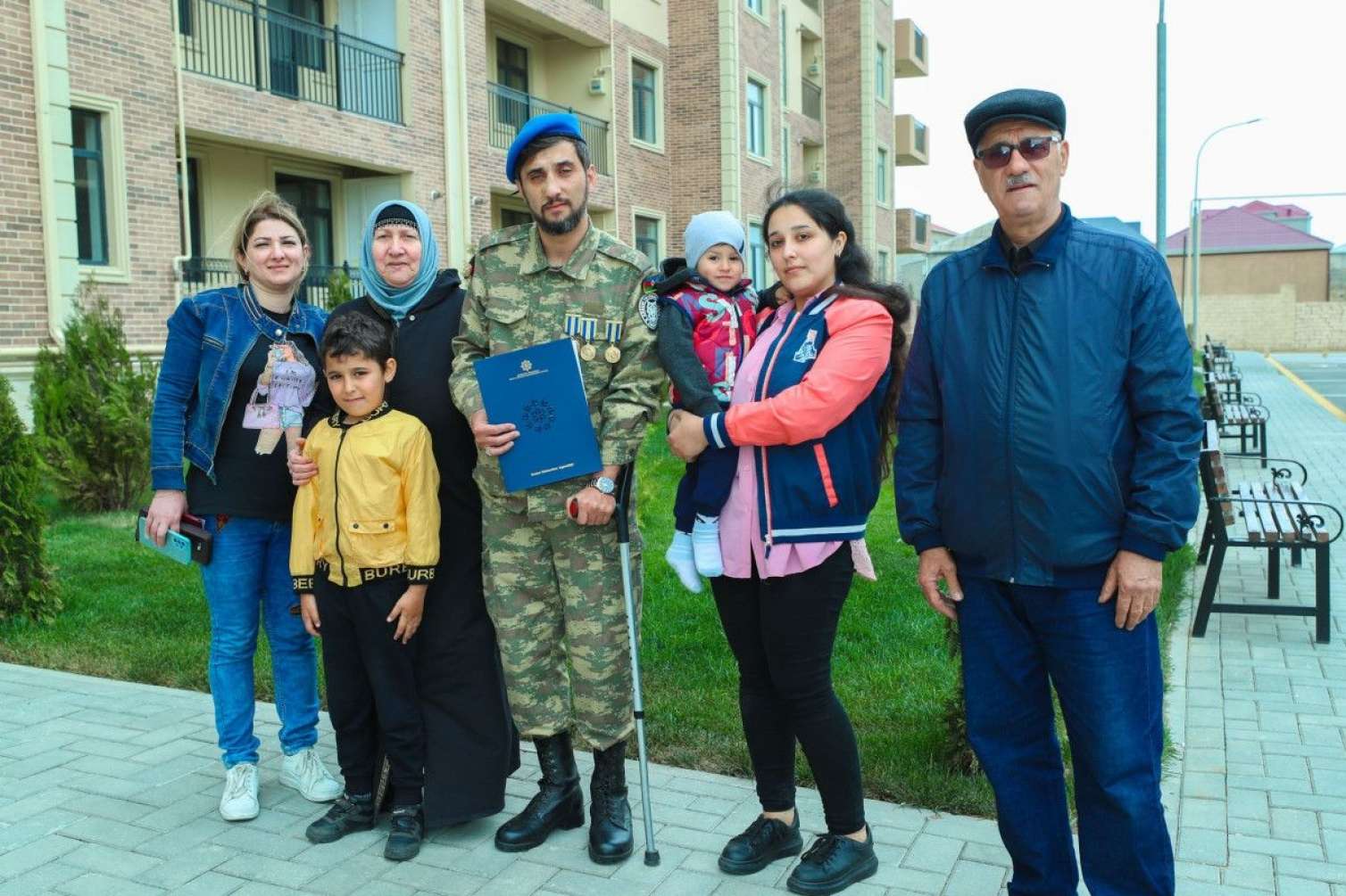  200 mənzil şəhid ailələri və müharibə əlillərinə verildi -  FOTO