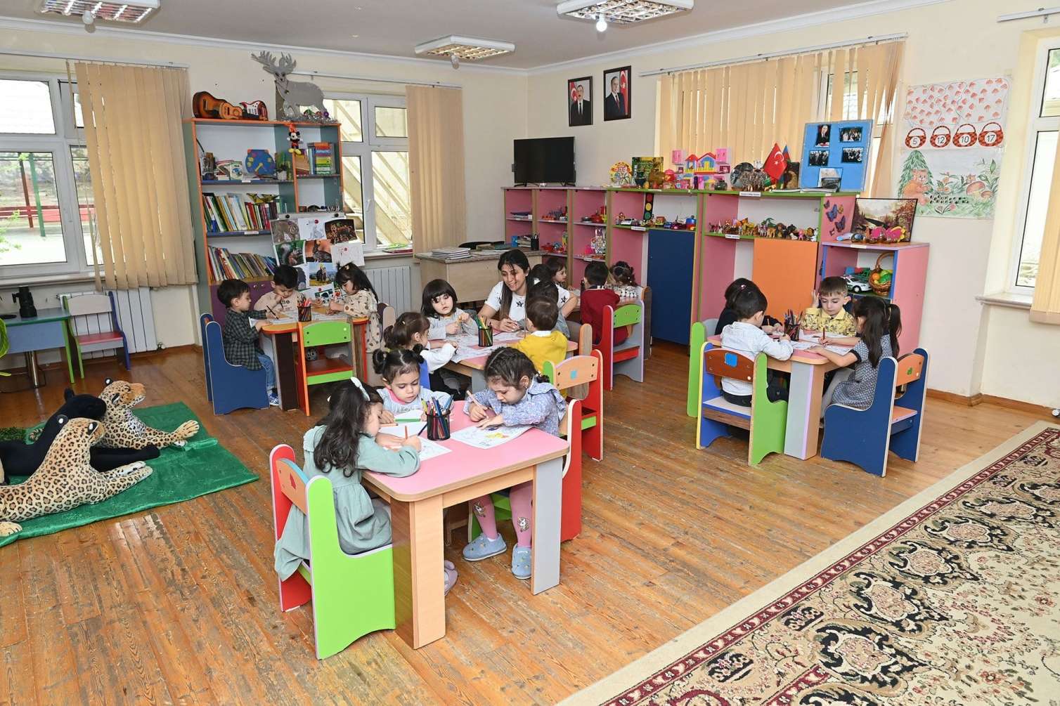 Bağçalarda niyə kişi müəllim yoxdur? – VİDEO 