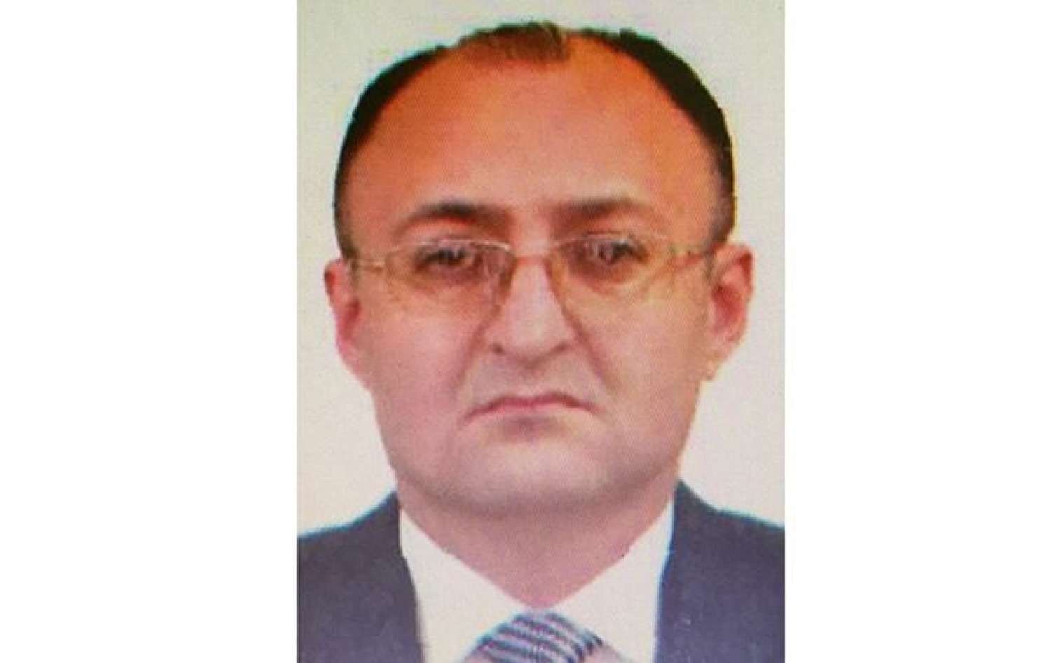 Ölkədən qaçan sabiq aparat rəhbəri axtarışa verildi -  FOTO