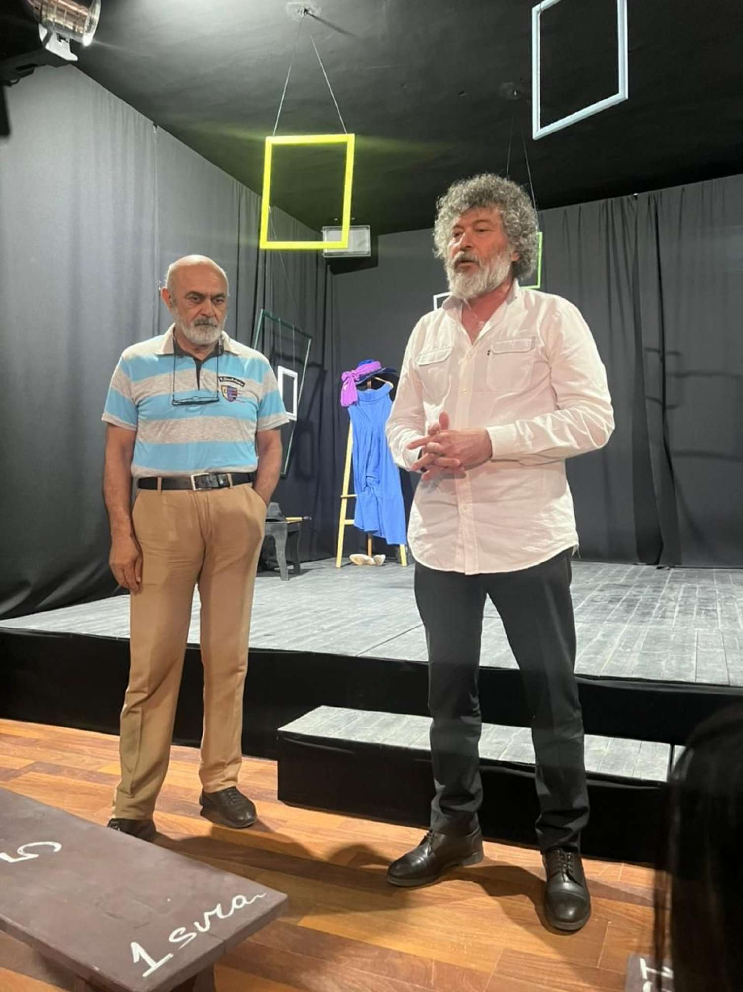 Nəşriyyatda tamaşaya ictimai baxış oldu: Premyera isə sabahdır -  FOTO