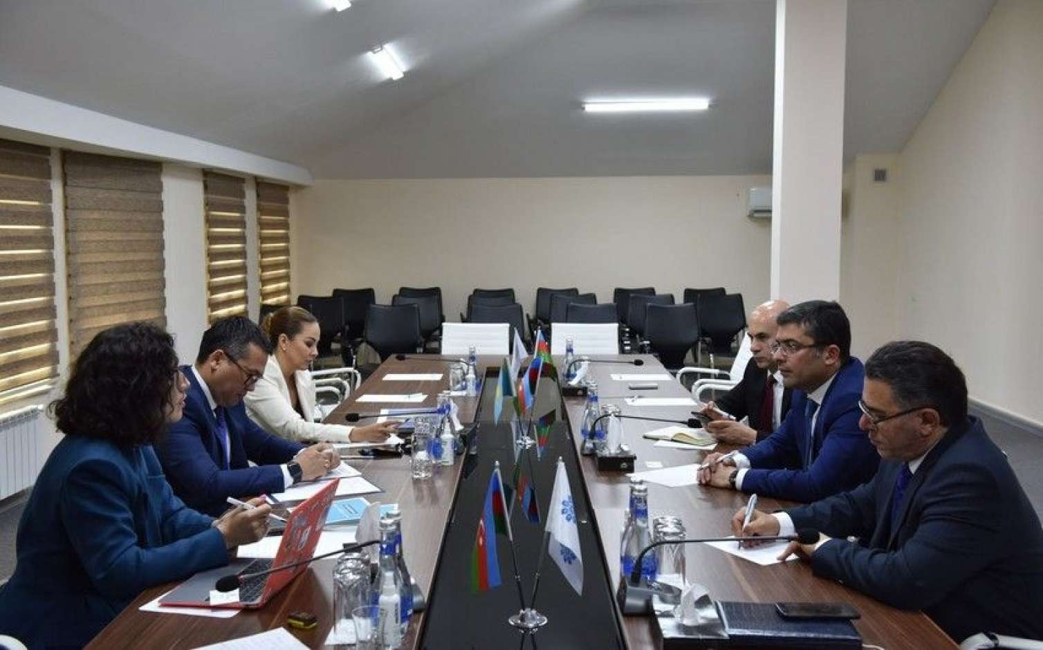 MEDİA-da Qazaxıstanın İnformasiya Komitəsinin sədri ilə görüş keçirildi 