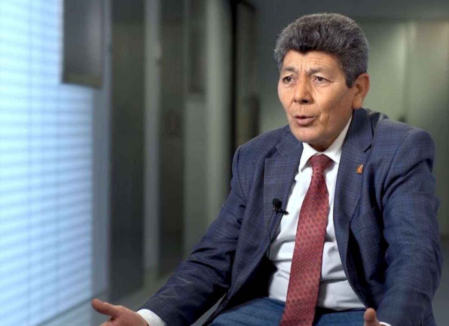 “Güllə kürəyinə dəydi, öskürəndə boğazından çıxdı...” -  VİDEO