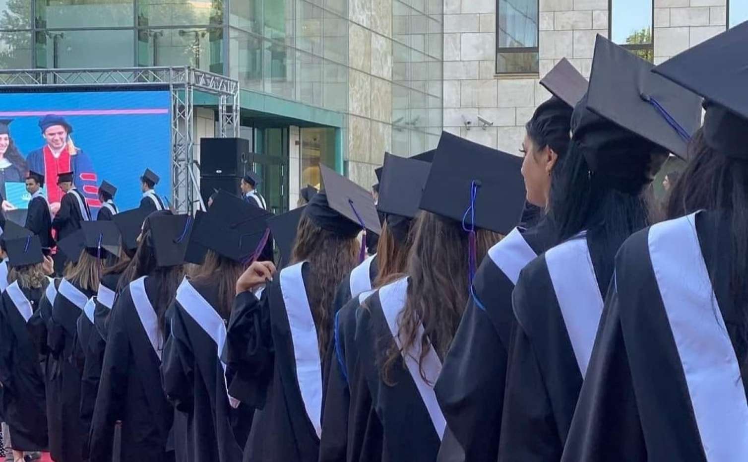 Bəzi universitetlər Bakıdan Sumqayıta köçürülsün - Təklif 