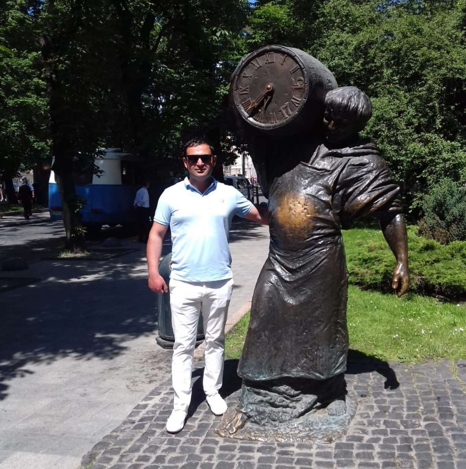 Ukraynada azərbaycanlı iş adamı qətlə yetirildi -  FOTOLAR