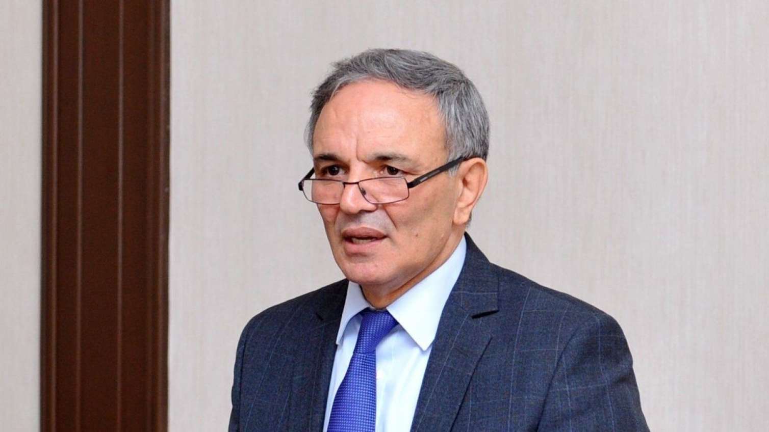 Əflatun Amaşovun “ələyi” niyə indi fırlanır? 