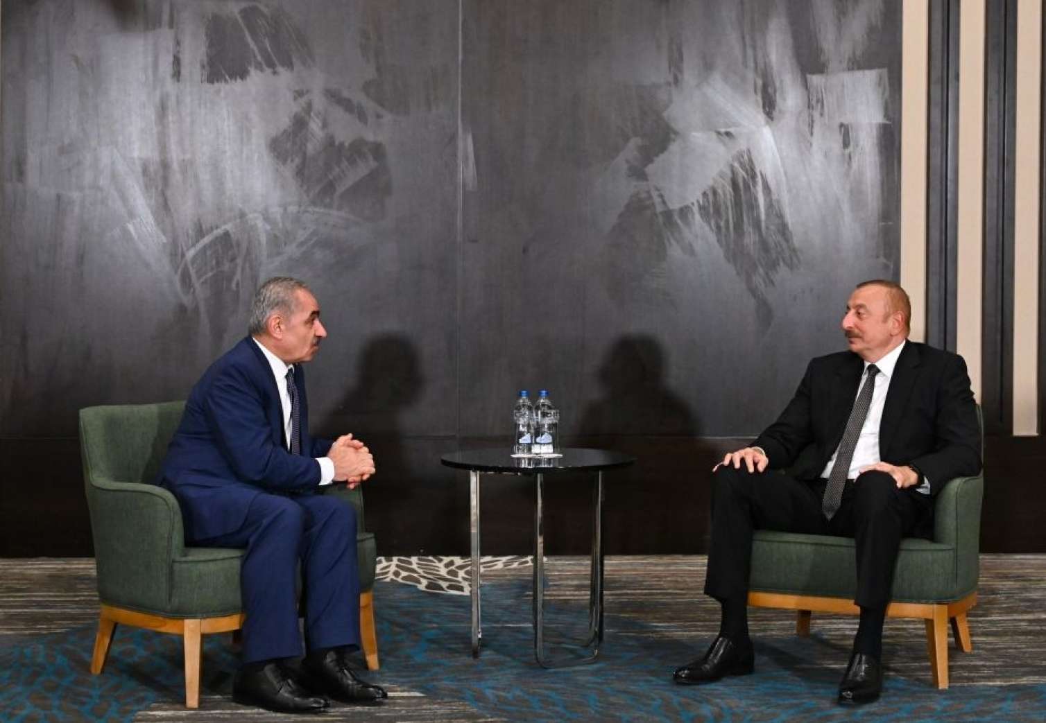 İlham Əliyev Şimali Kipr Türk Respublikasının Prezidentini qəbul etdi - FOTO 