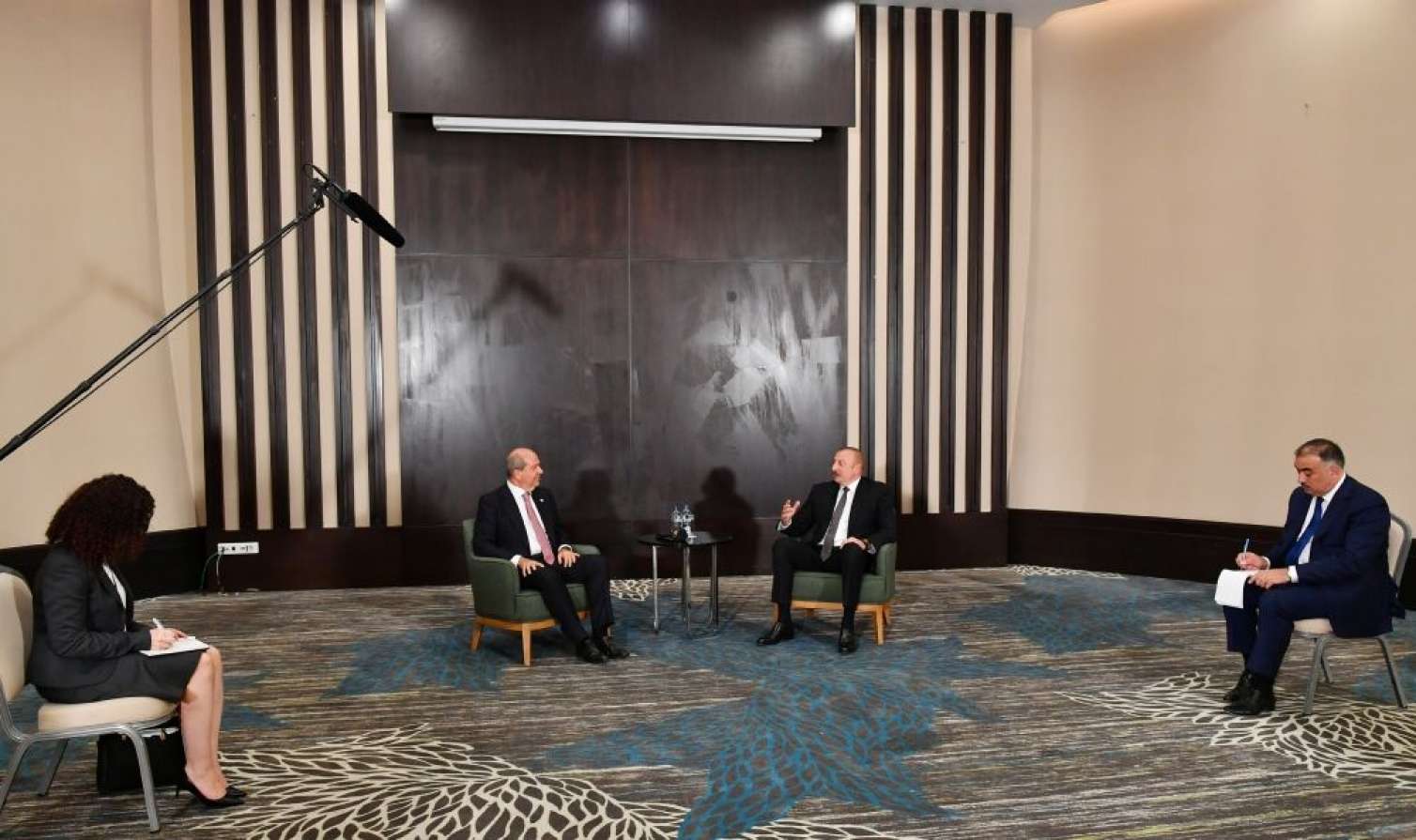 İlham Əliyev Şimali Kipr Türk Respublikasının Prezidentini qəbul etdi - FOTO 