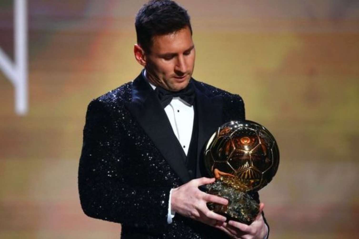  “Qızıl top”a namizədlərin adları açıqlandı - Messi SİYAHIda yoxdur 