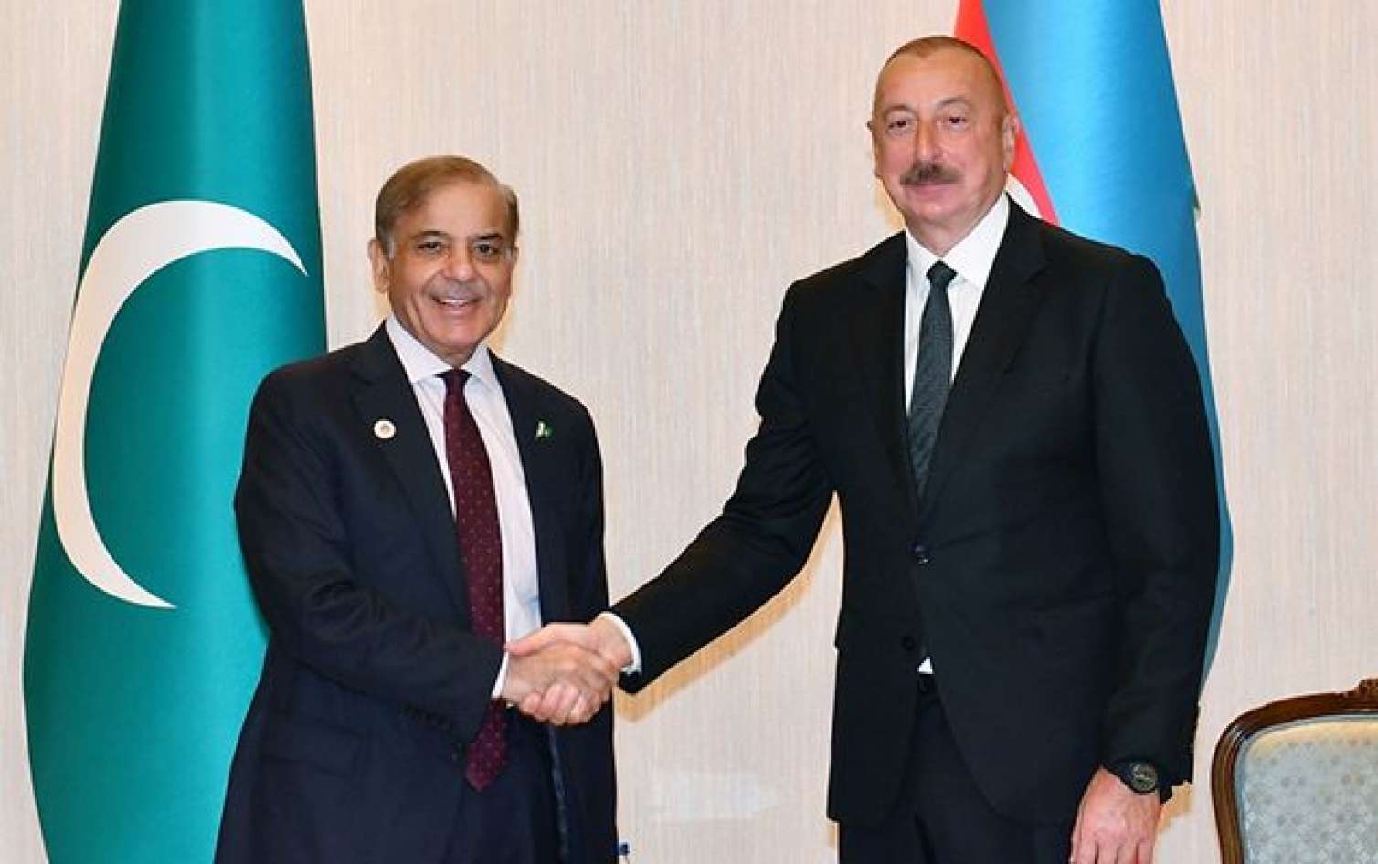 Prezident Şahbaz Şəriflə görüşdü -  FOTO