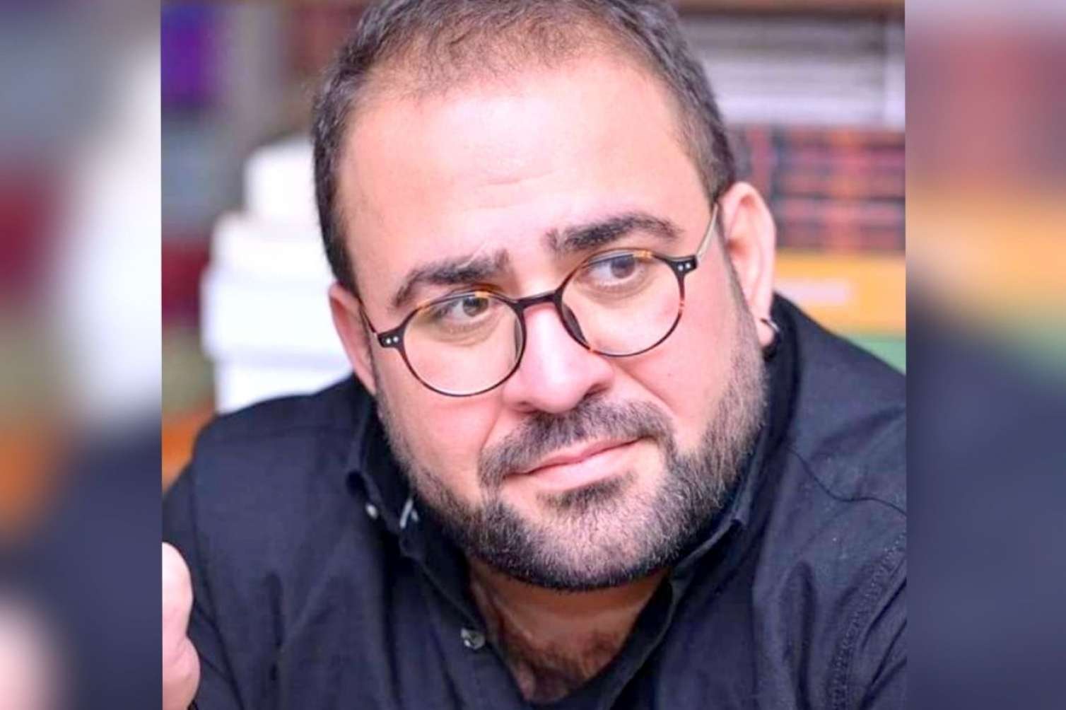 Bir nadan danışdırır, o biri nadan üzr istətdirir, tövbə etdirir... 