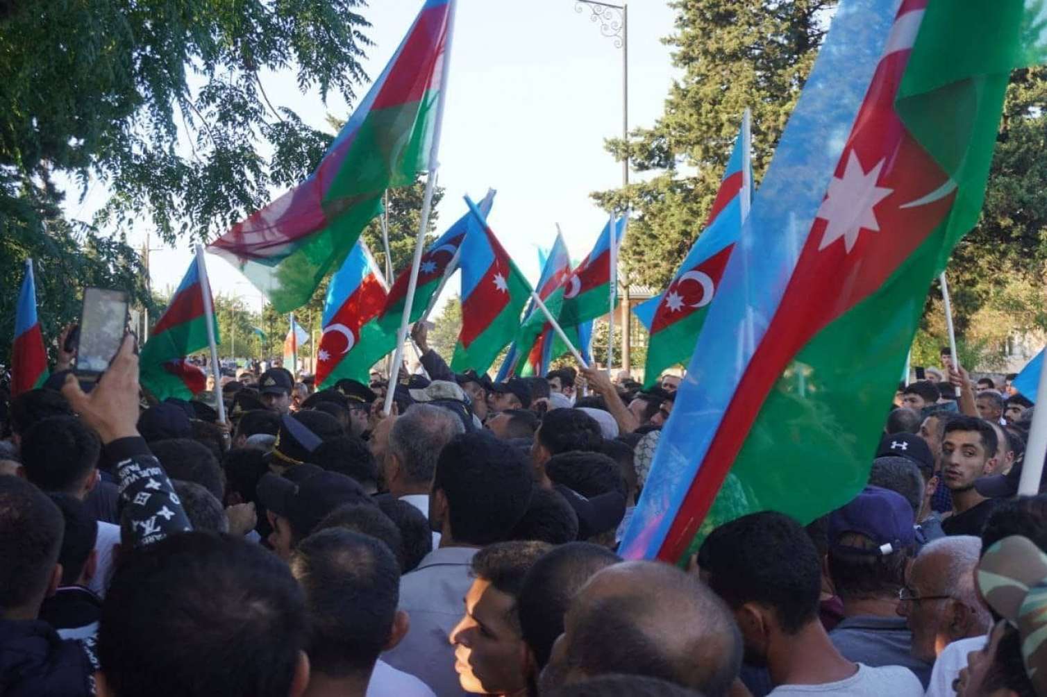 19 yaşlı şəhidimiz dəfn olundu - FOTO/VİDEO 