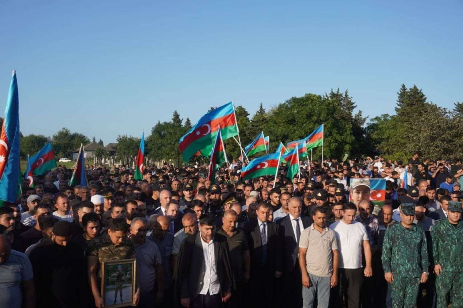 19 yaşlı şəhidimiz dəfn olundu - FOTO/VİDEO 