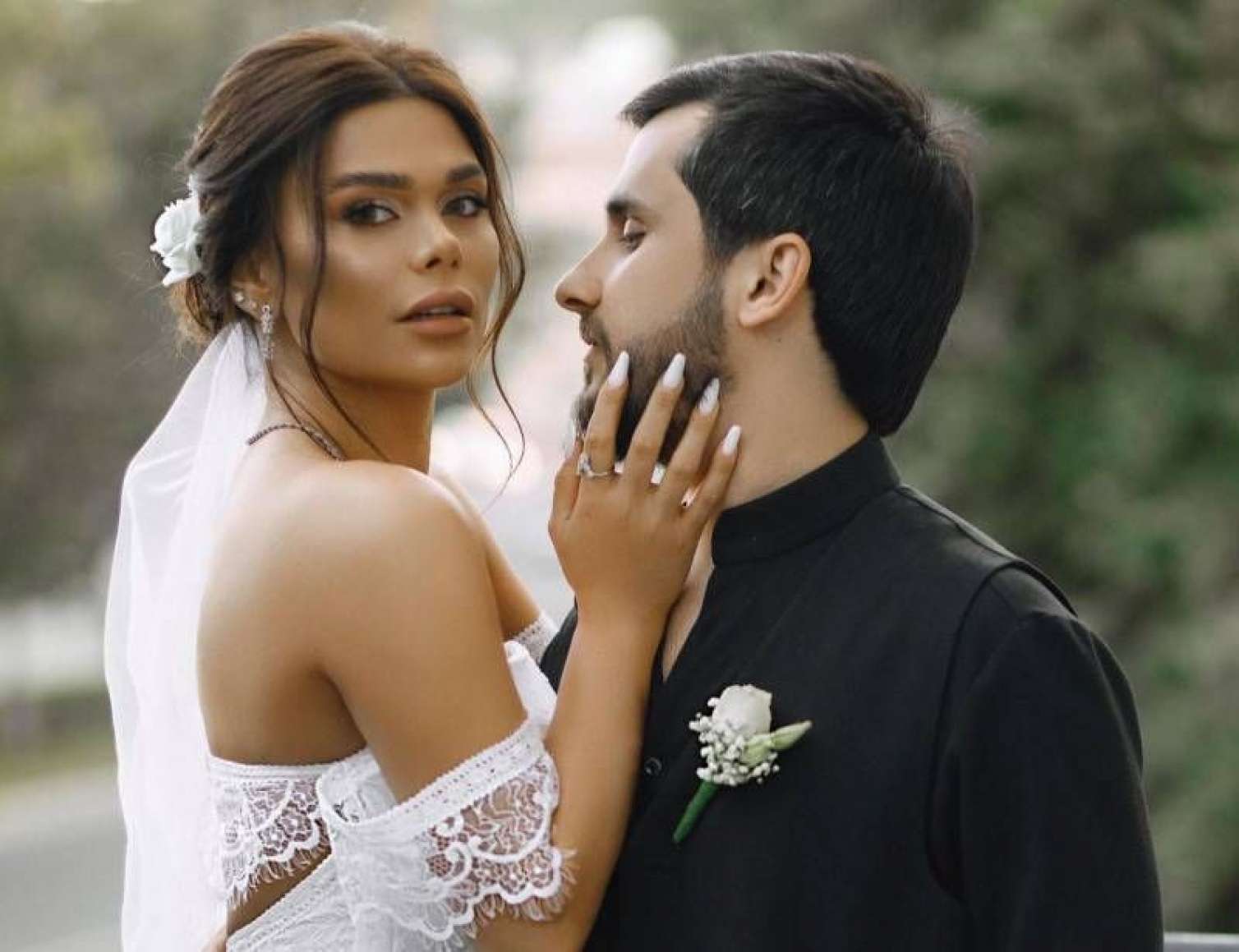 Boşandığı deyilən Aysunun paylaşımı diqqət çəkdi 