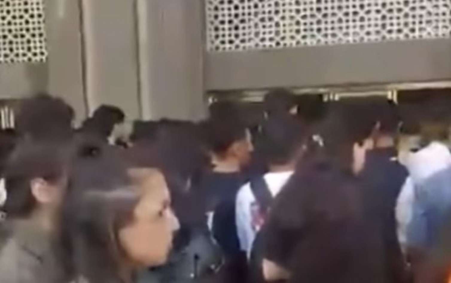 Metroya giriş məhdudlaşdırılıb? - Yenilənib -  VİDEO