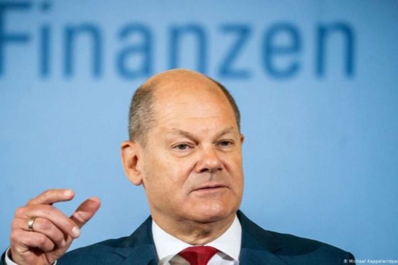 Şolts məhkəmə qarşısında – Keçmiş kansler ifadə verəcək 