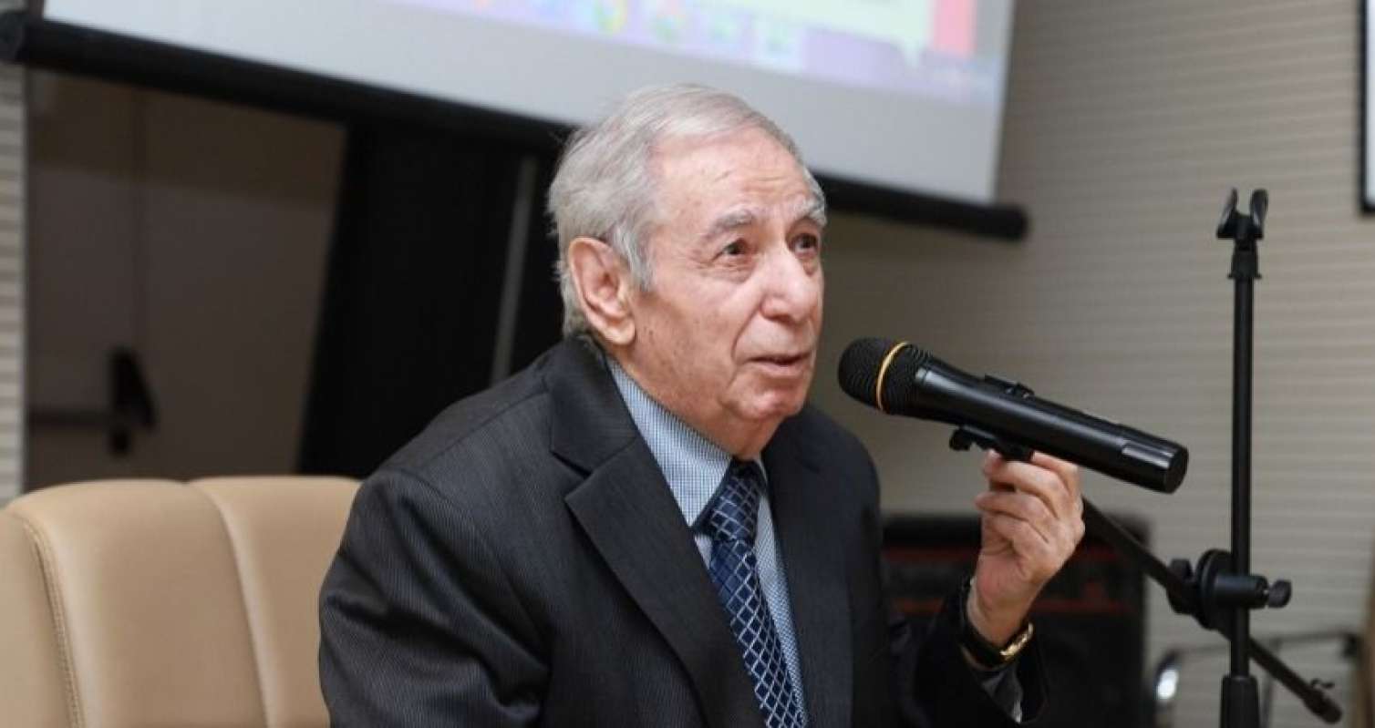 ""Xalq düşməni" elan olunduqdan bəri belə görüşüm olmamışdı" -  Əkrəm Əylisli