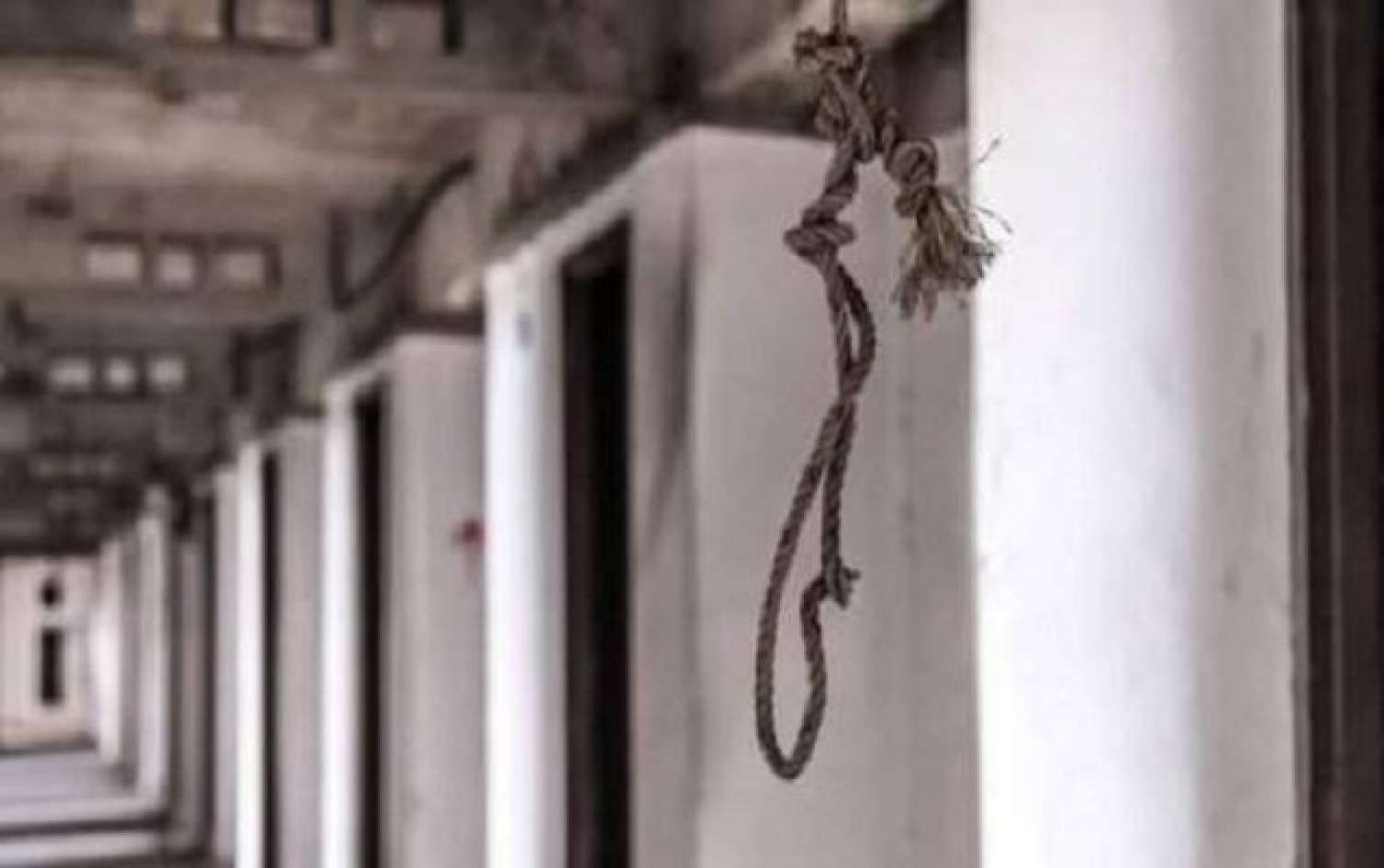 Bakıda xəstəxanada intihar 