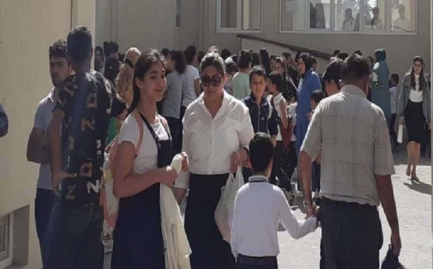 Məktəbdə döyülən şagirdin atası DANIŞDI: “Əvvəllər də dava-dalaş olub, amma..." 