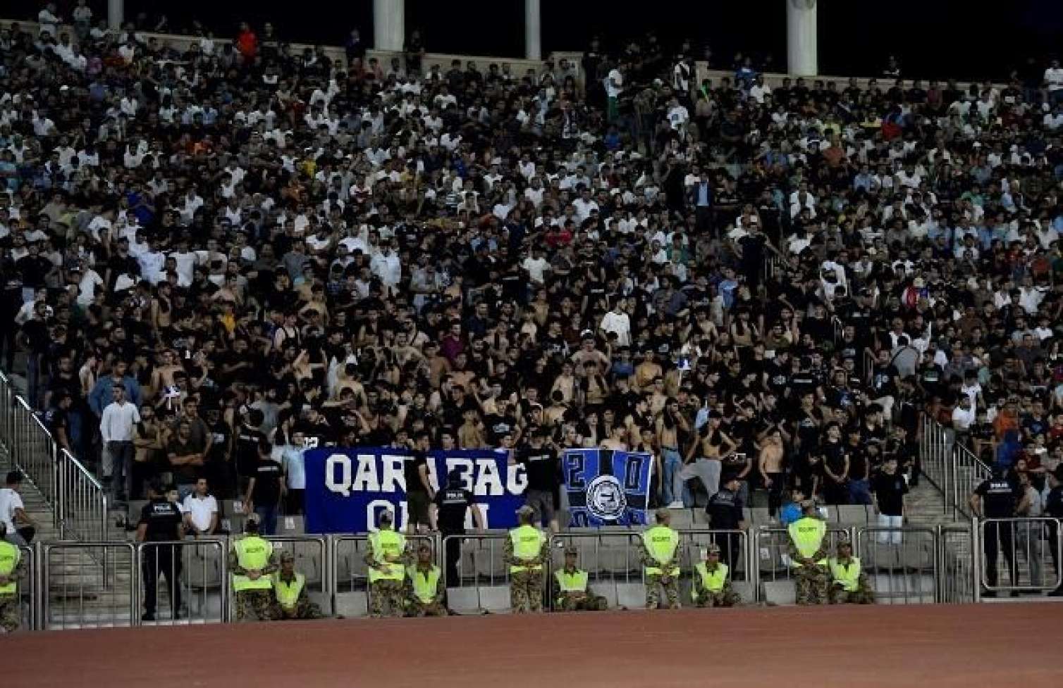 "Qarabağ" azarkeşlərini mühafizə xidməti müşayiət edəcək 