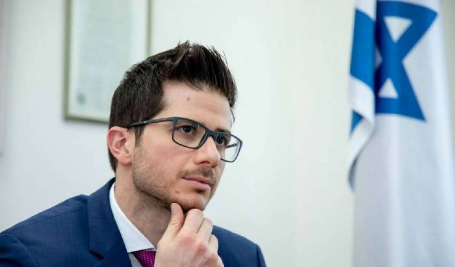 İsrail səfiri azərbaycanlı izləyicilərindən dəstək istədi - FOTO 