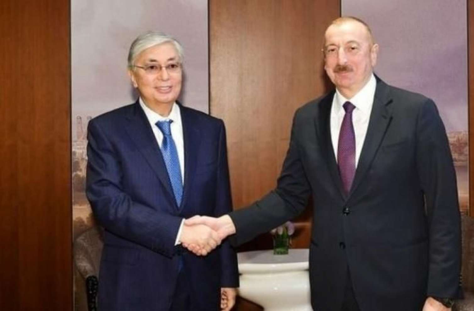 Azərbaycan və Qazaxıstan prezidentləri telefonla danışıb 