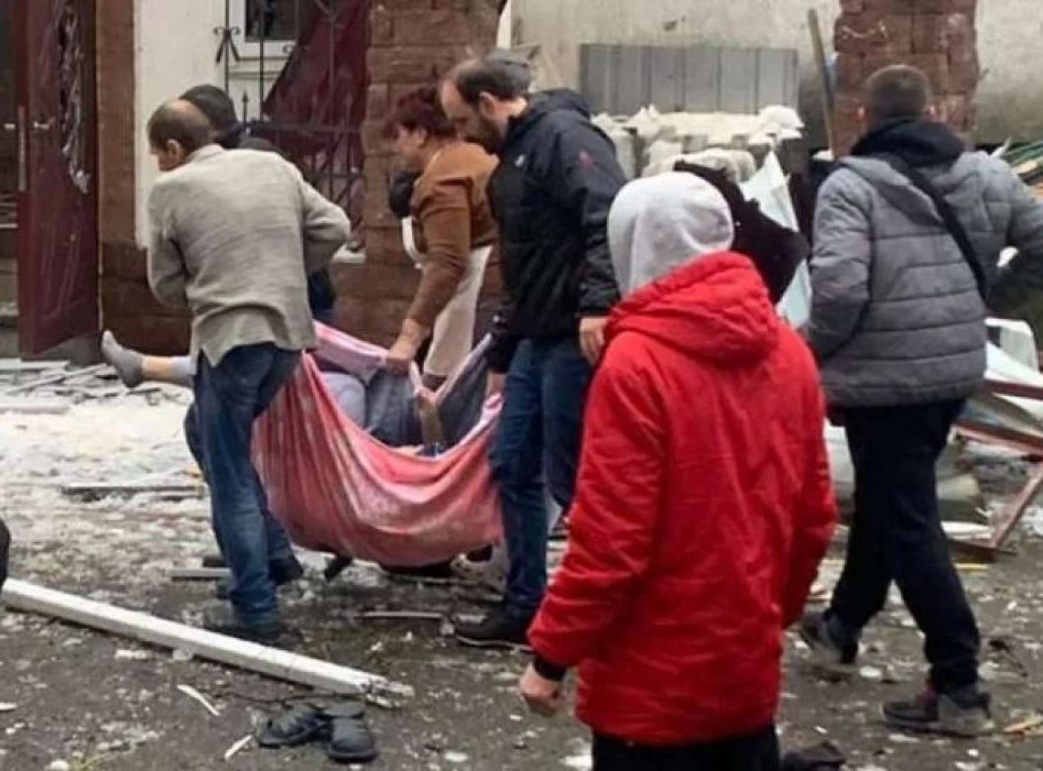 Kiyevə raket hücumu: ölü və yaralı sayı artdı - FOTO/YENİLƏNİB 