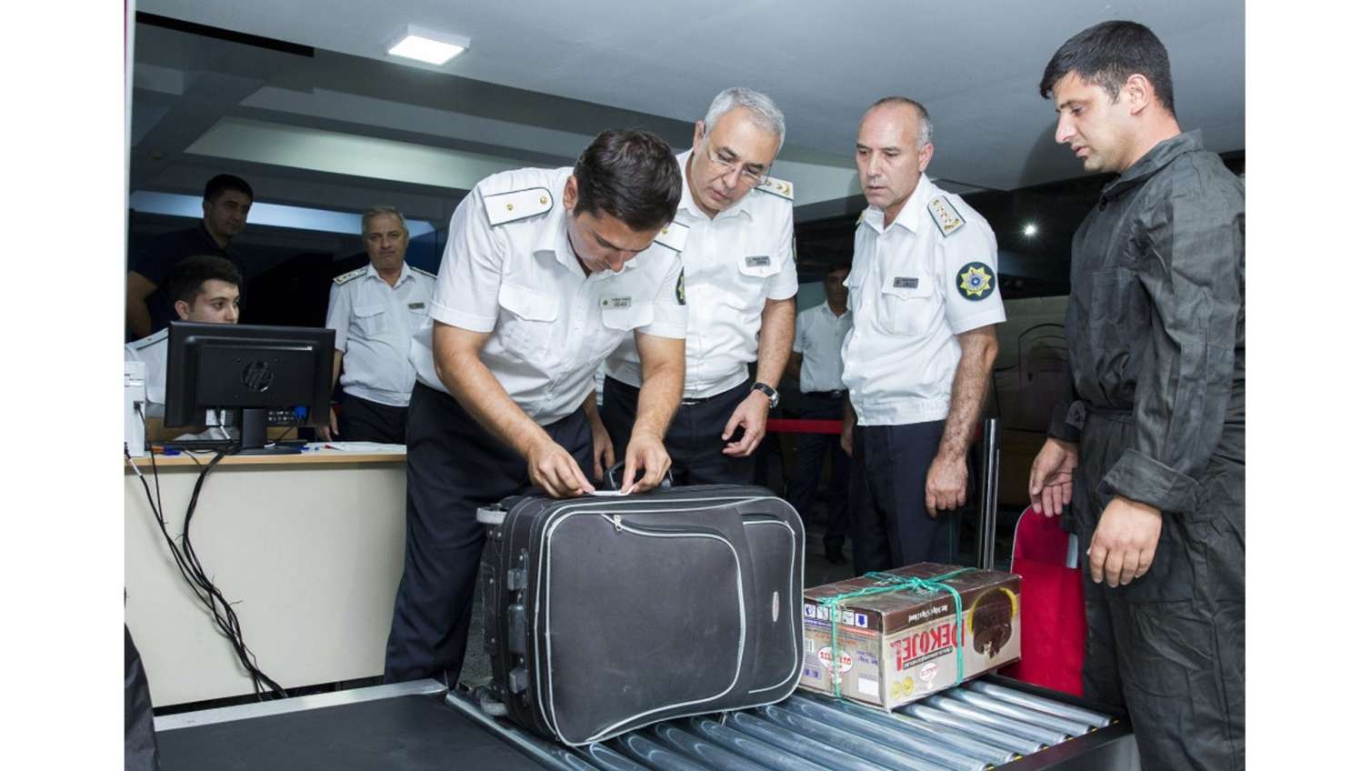 Naxçıvan gömrüyündə bu qadağalar LƏĞV OLUNDU  