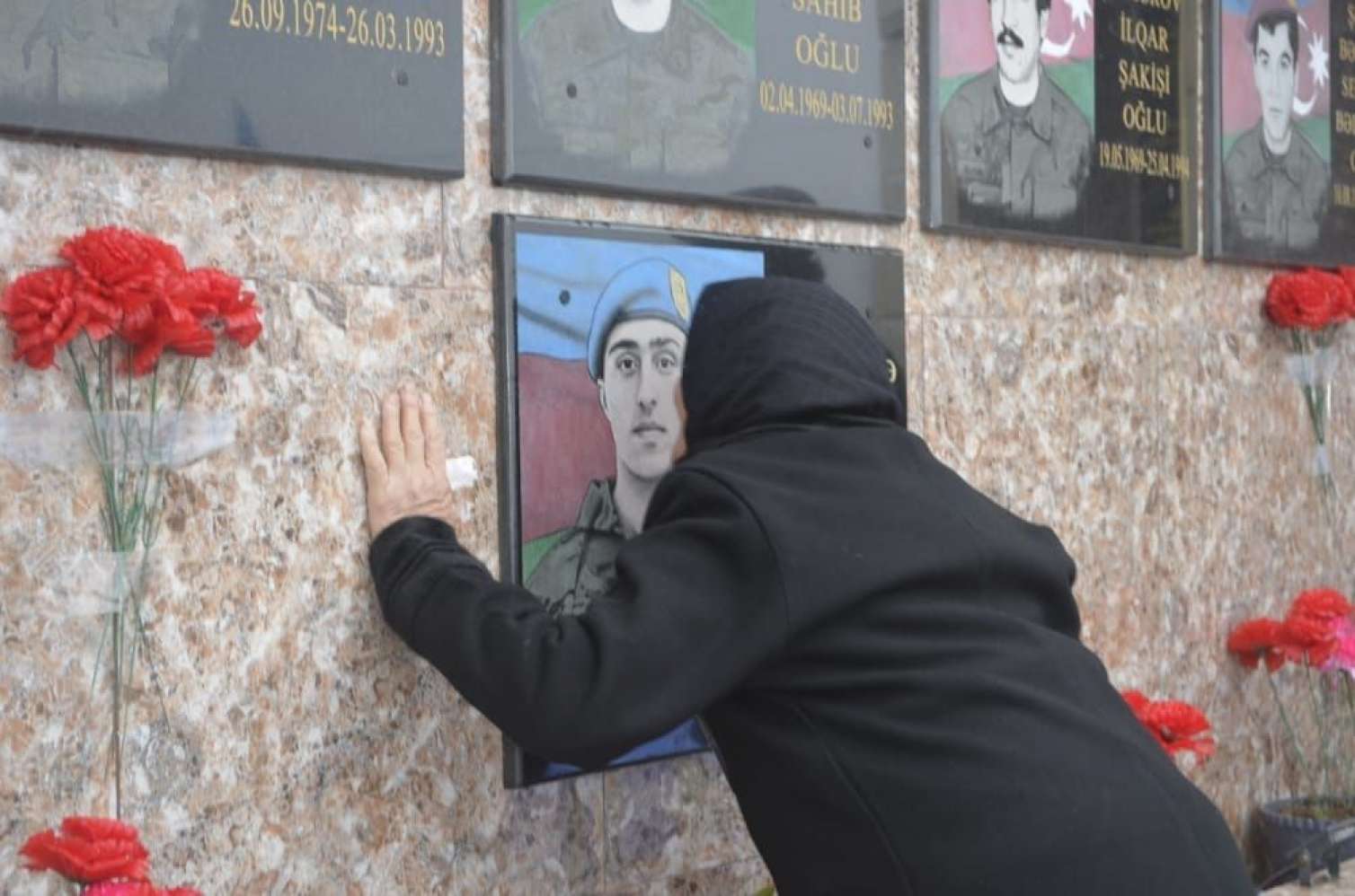 Röyal Balaşzadənin xatirəsi doğulduğu kənddə əbədiləşdirildi - FOTO 