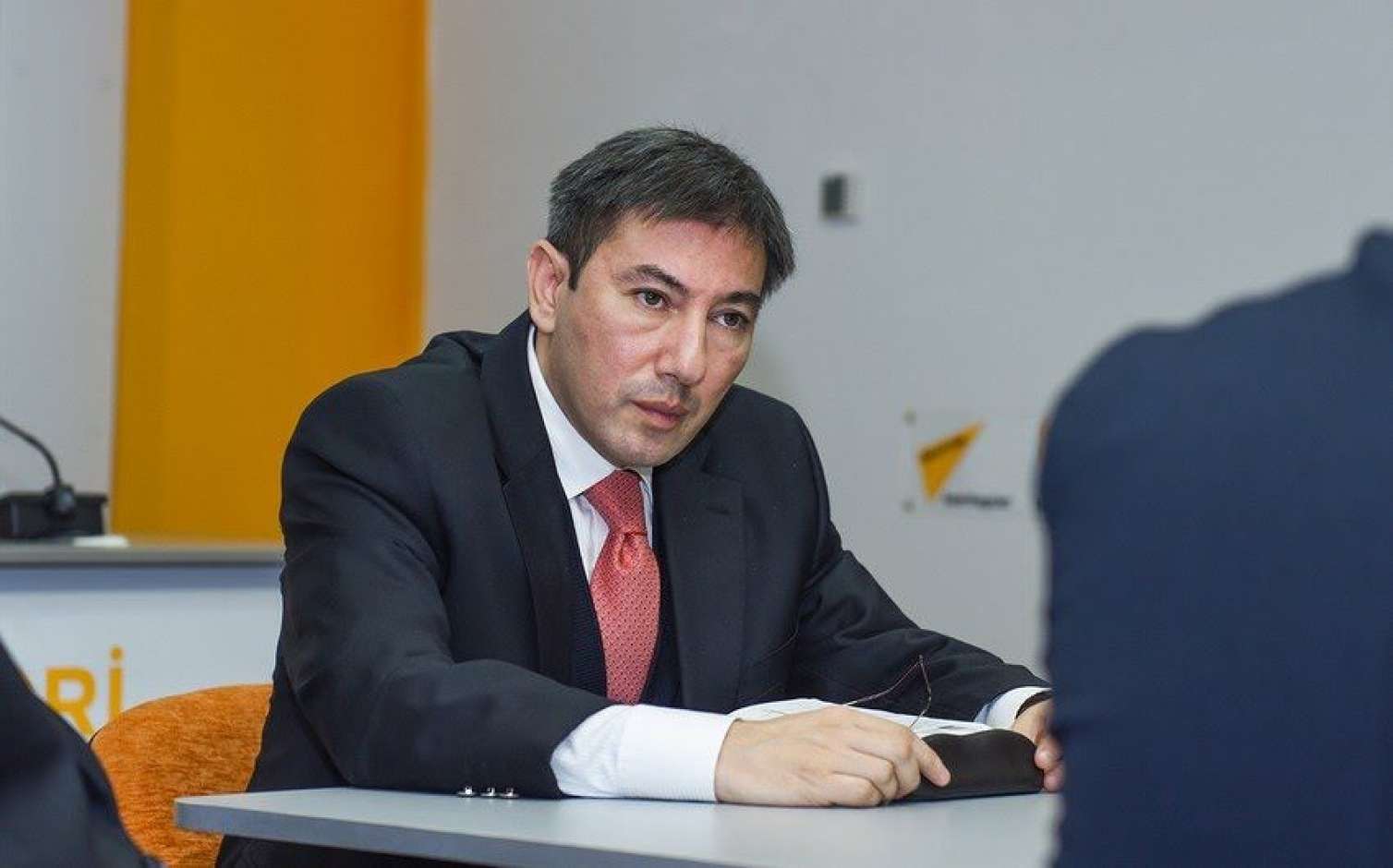 Laçın dəhlizində böhranın bir həlli yolu var - Politoloq 
