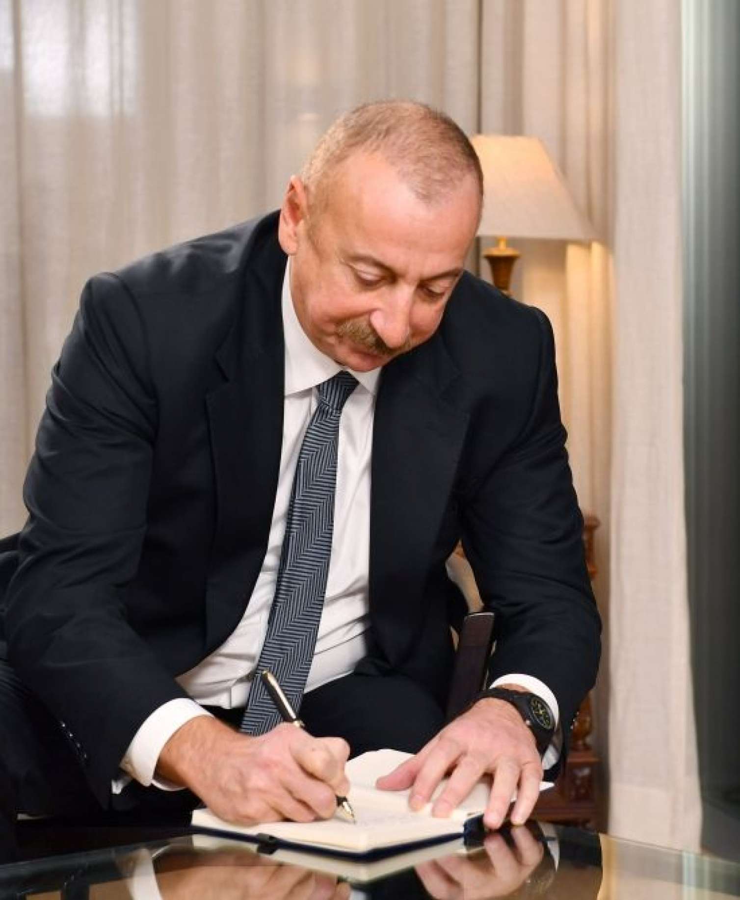İlham Əliyevin Çin telekanalına müsahibəsi -  FOTO