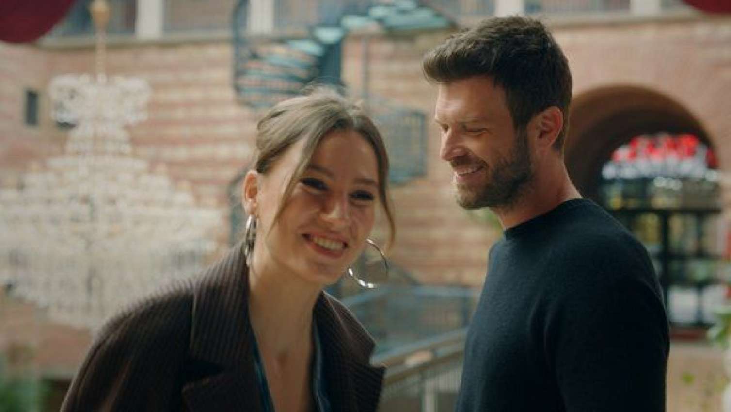 Kıvançla Serenayın "Ailə" serialı - İlk tanıtım  VİDEOSU 