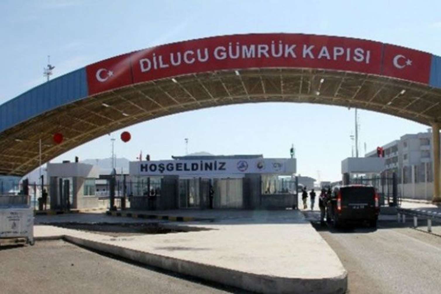 Türkiyə-Naxçıvan quru sərhədi açıldı 