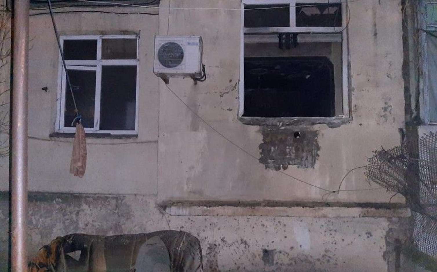 В Баку в жилом доме произошел взрыв 