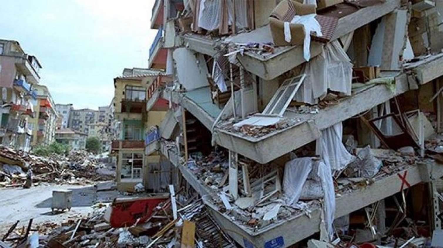 Türkiyədəki zəlzələ ilə bağlı yardım toplama məntəqəsi yaradıldı 