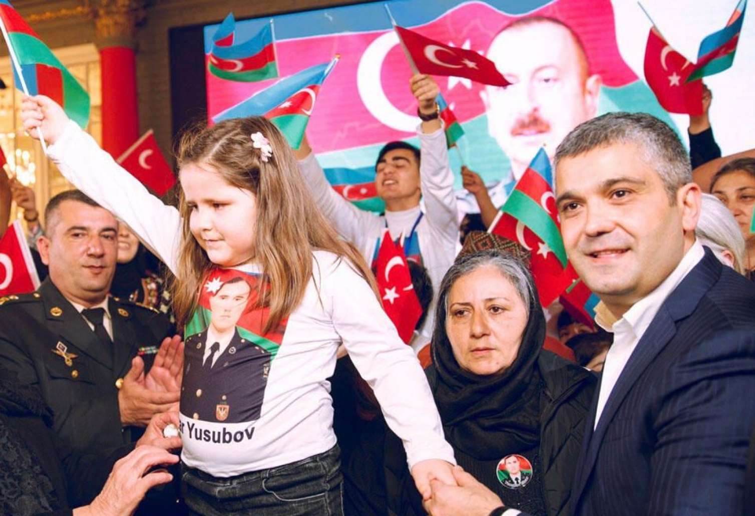 Cəlal Qurbanov şəhid övladları üçün musiqi bəstələdi -  FOTO-VİDEO
